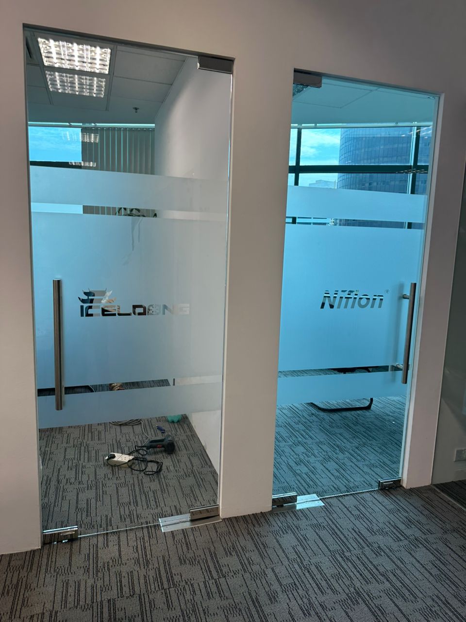 Niflon Office Frosted Window Sticker